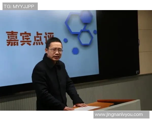 飞盘追梦:杨敏的热血人生与深度对话探秘 飞盘追梦:杨敏的热血人生与深度对话探秘