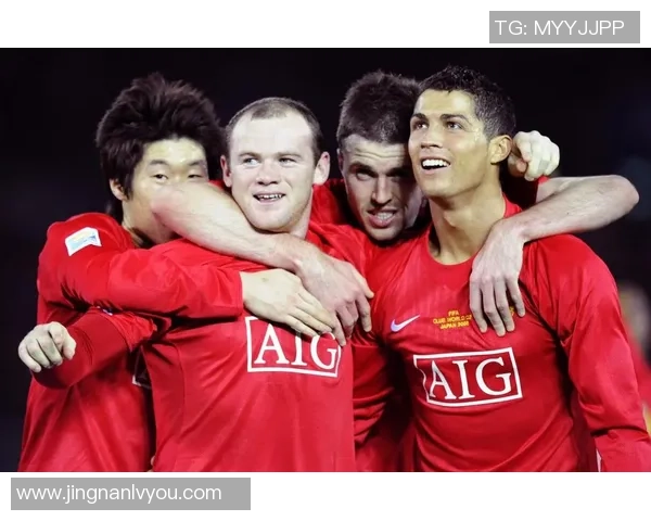 10月24日曼联对阵强敌期待精彩对决与球迷共庆胜利时刻 10月24日曼联对阵强敌期待精彩对决与球迷共庆胜利时刻