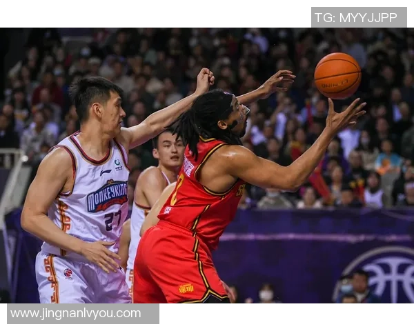 CBA精彩对决南京同曦迎战广州队期待激烈角逐与精彩表现 CBA精彩对决南京同曦迎战广州队期待激烈角逐与精彩表现