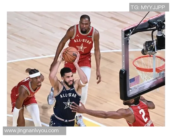 快船与勇士激战四月二十五季后赛精彩对决回顾与分析